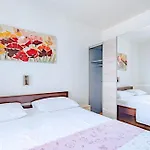 Beachfront Tempera With Seaview Apartamento Blato (Korcula)